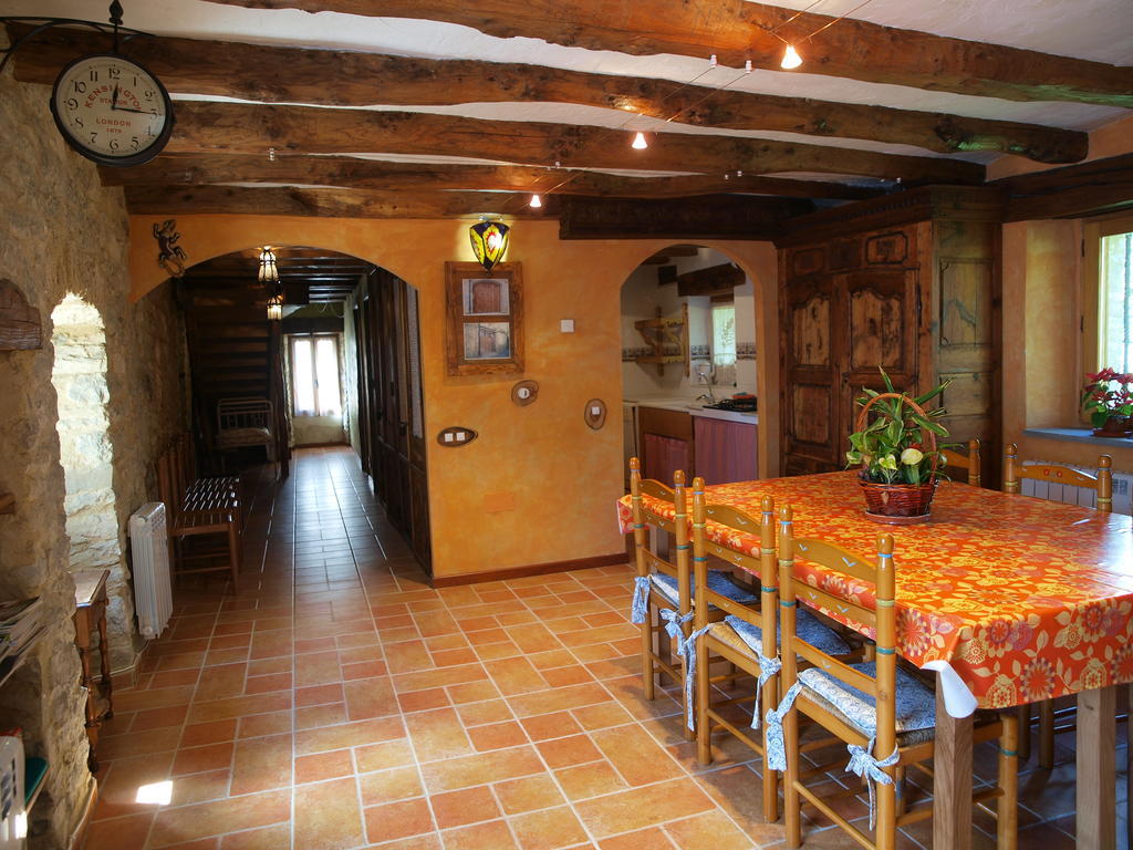 O'Porron Guest House Sabiñánigo Eksteriør bilde