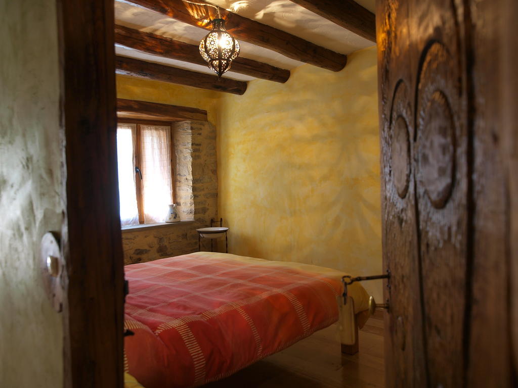 O'Porron Guest House Sabiñánigo Rom bilde
